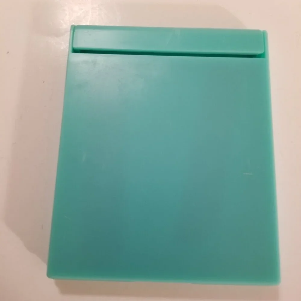Rare Collectible Simply Knitting Logo Embossed Mint Green Magnetic Needle Case!